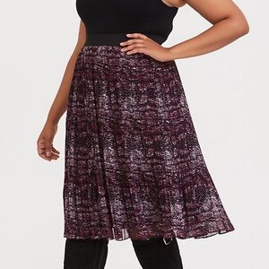 Torrid snake print pleated midi skirt size 0 large